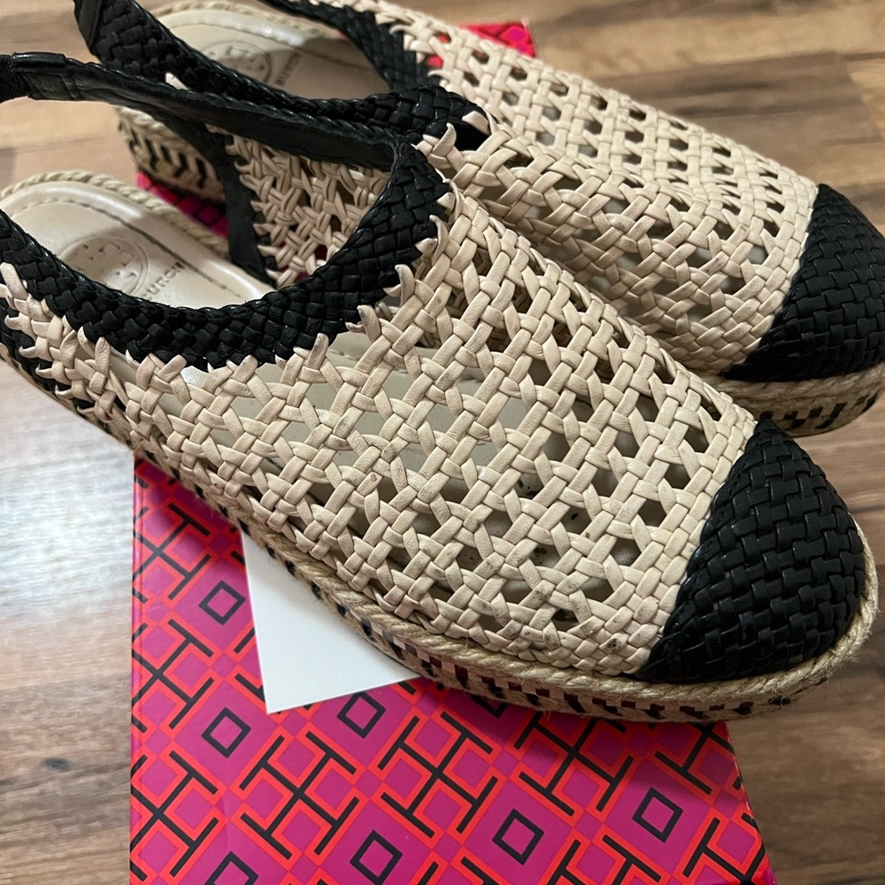 Pre owned Tory Burch size 7.5